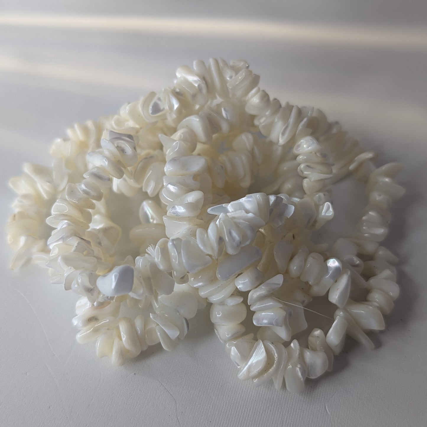 Mother of Pearl Chip Bracelet